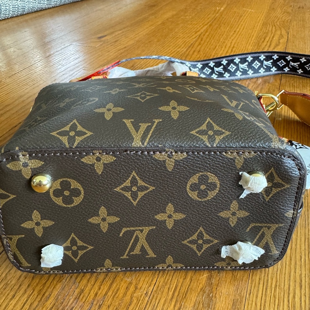 Designer look Teddy bag NWT - Picture 4 of 16